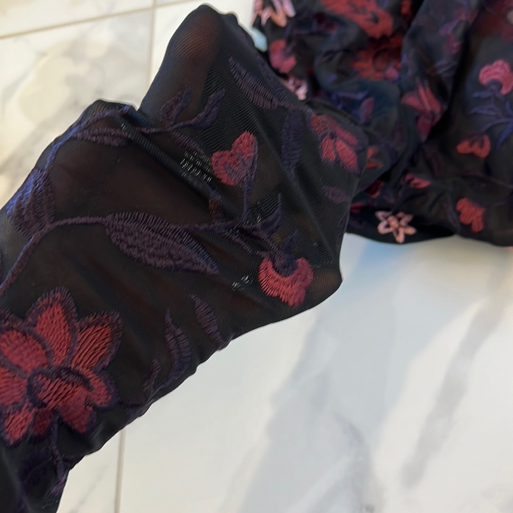 Soel Floral Embroidered Mesh Long Sleeve Open Back Leo Leotard Girls’s L - Picture 6 of 13